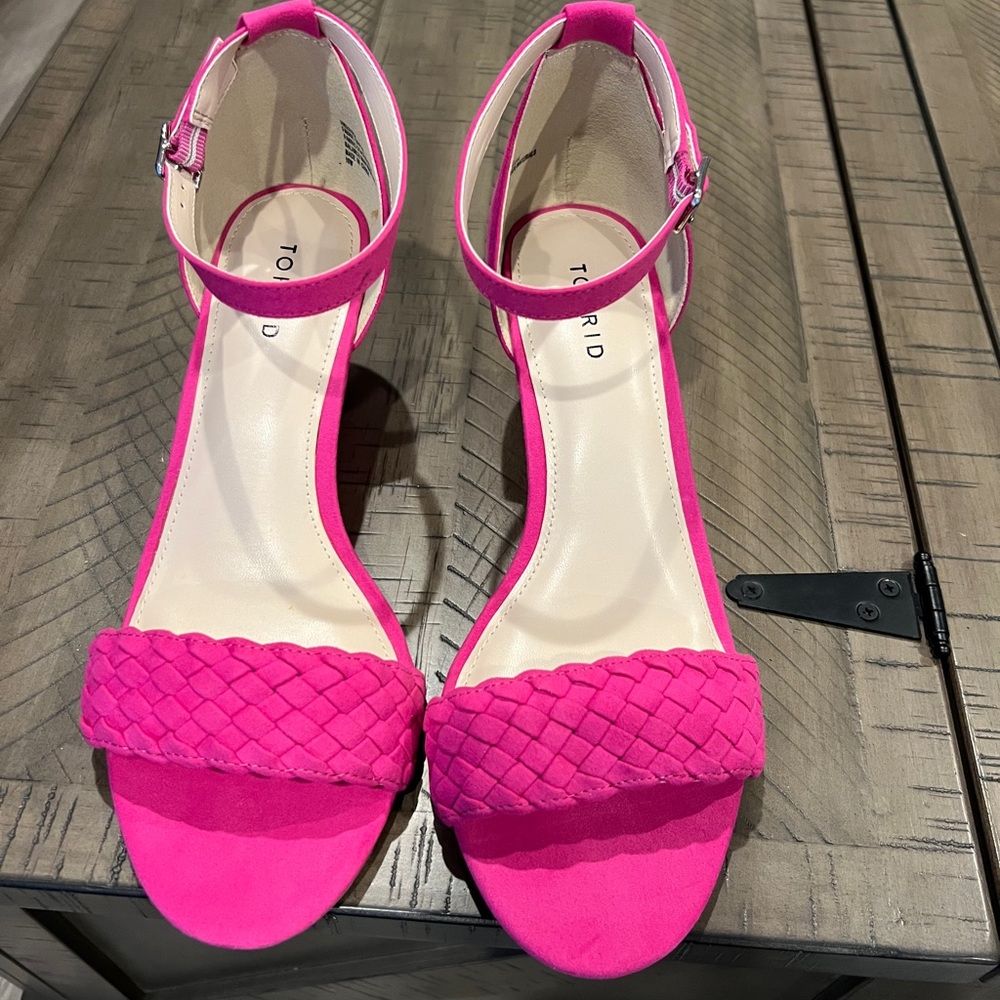 Pink wedge sandals